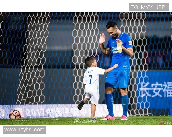 聚焦足球场11号球星独特魅力与不为人知的成长故事