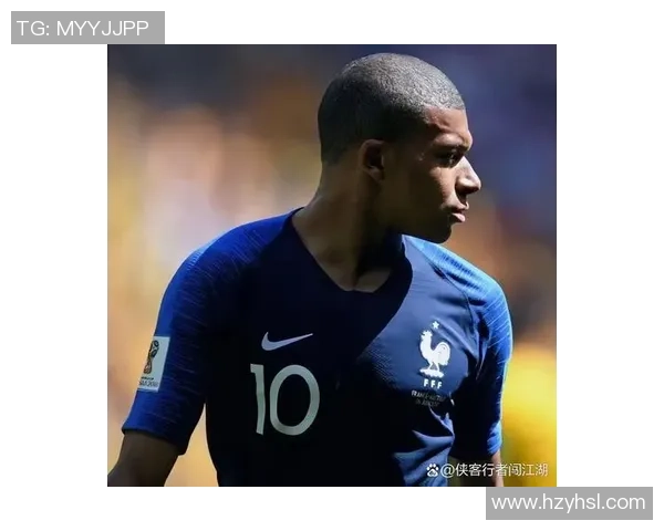 闭眼专注瞬间 足球巨星展现内心力量与沉静魅力